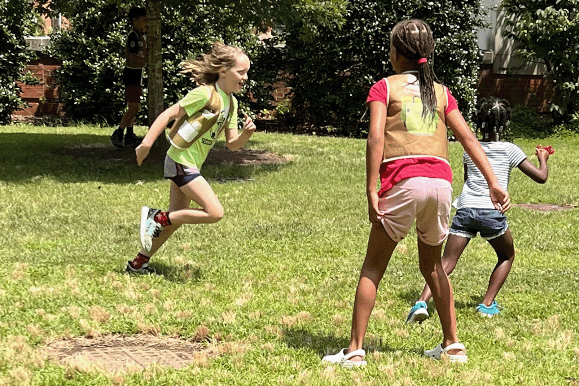 children running on campus